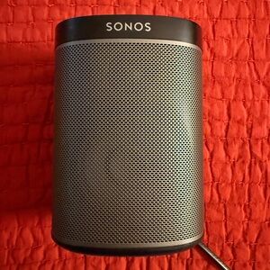 Sonos Model: Play:1 Wireless Speaker with Power Cord- Black - Tested Working!